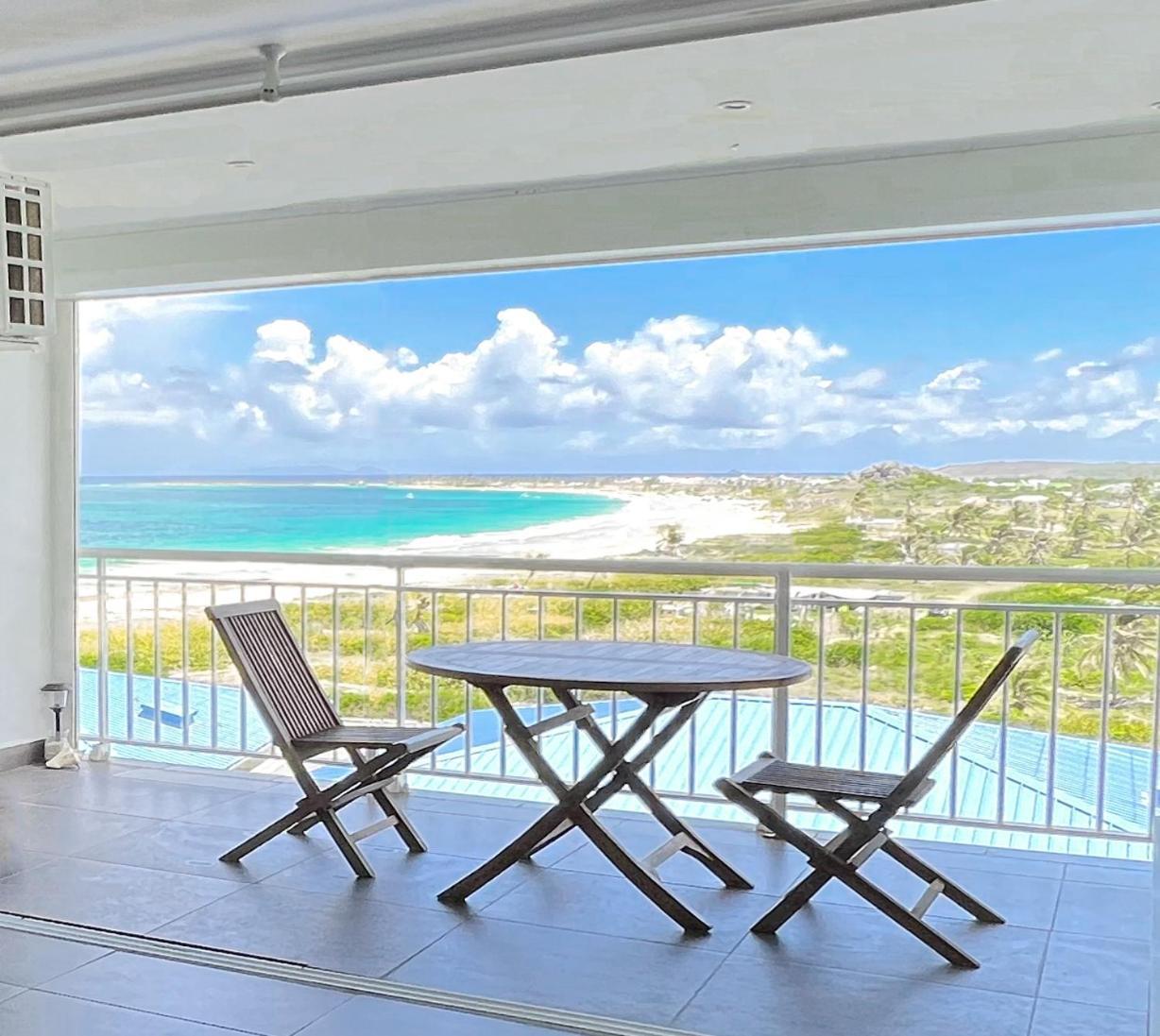 Top Floor Unit 520 Ft2 - 48 M2 With Stunning Dominant View On Ocean, St Barth, Orient Bay Apartamento Cul de Sac Exterior foto